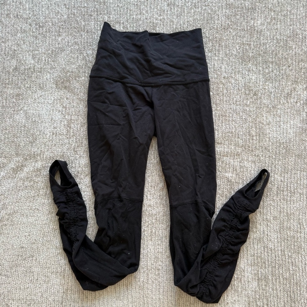 Lululemon Black Ruched Leggings Size 4 Stirrup‎ Yoga Pants